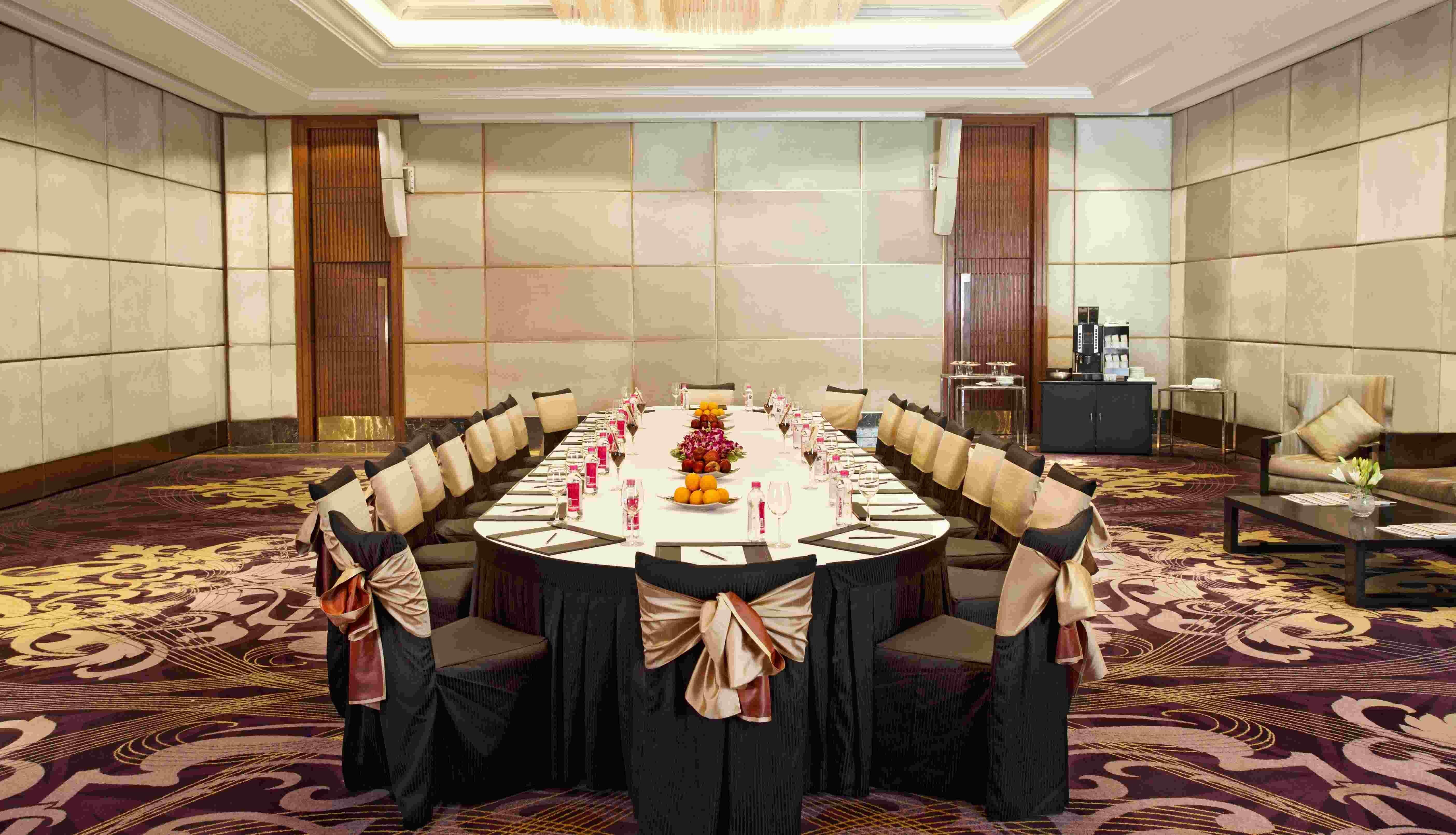 Hotel Mayur Vihar Noida By Ihg