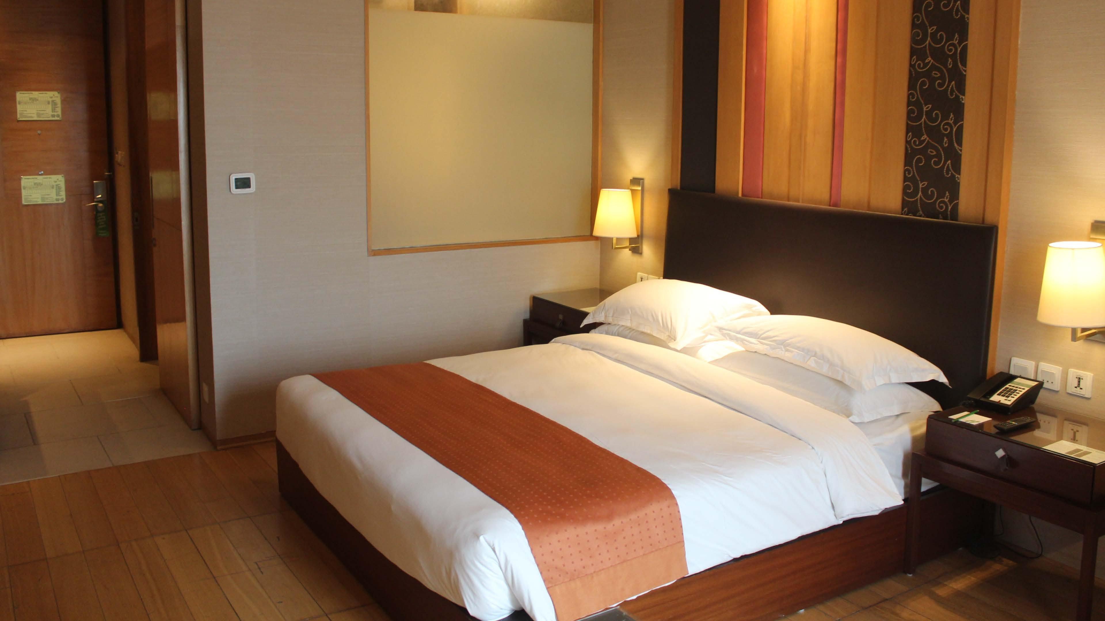 Mayur Vihar Noida By Ihg 5* New Delhi